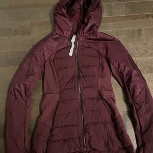 Lululemon down for it all light winter jacket